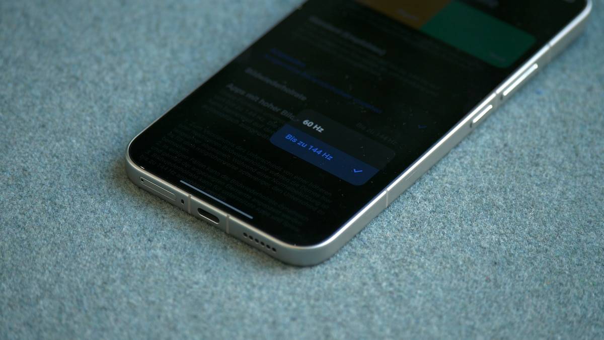 手机堪比 iPhone、三星顶级旗舰机瓦力棋牌游戏德国实测结果:小米 3 款(图11) 手机堪比 iPhone、三星顶级旗舰机瓦力棋牌游戏德国实测结果:小米 3 款(图11)