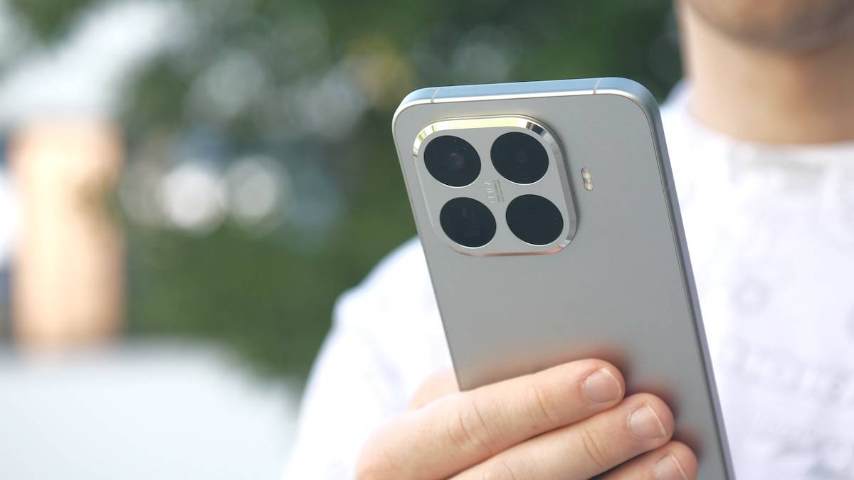手机堪比 iPhone、三星顶级旗舰机瓦力棋牌游戏德国实测结果:小米 3 款(图16) 手机堪比 iPhone、三星顶级旗舰机瓦力棋牌游戏德国实测结果:小米 3 款(图16)