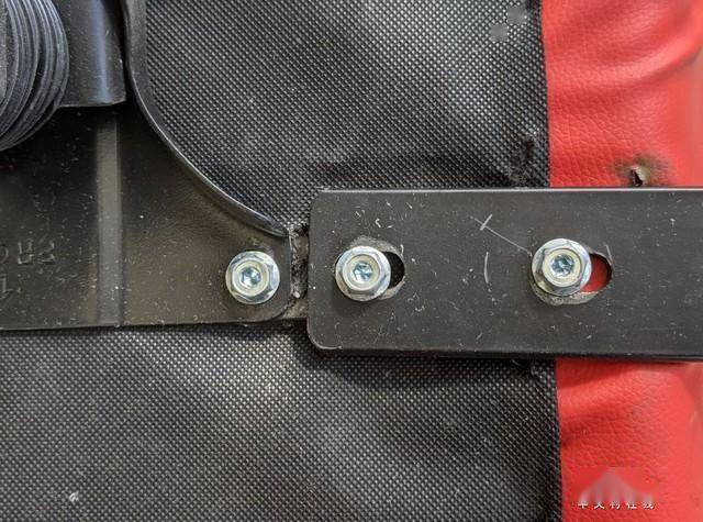 99元电竞椅3年后来打脸啦瓦力游戏app硬件衙门：3(图1)